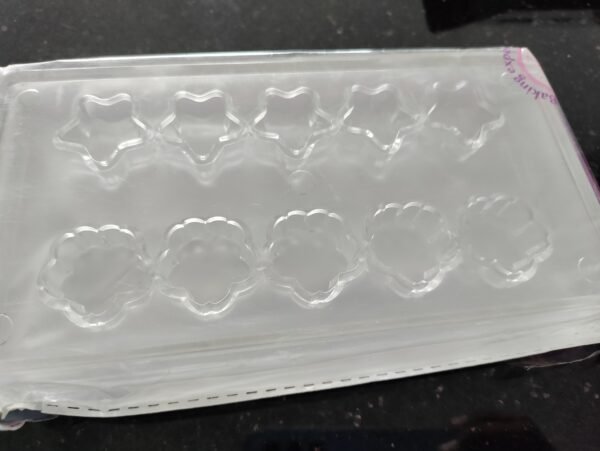 Multi shape PC Chocolate Mold with Heavy Base