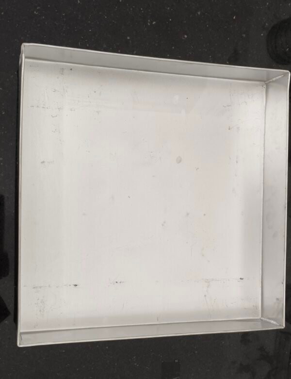 9" Square Tin | Size 9"*9"*2" | Sharp Edge square tin | Capacity 900 g above