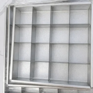 Brownie Tin With Divider